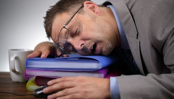 Parasitoen ondorioz neke kronikoaren sindromea